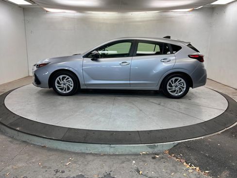 Used 2024 Subaru Impreza 2.0i image 2