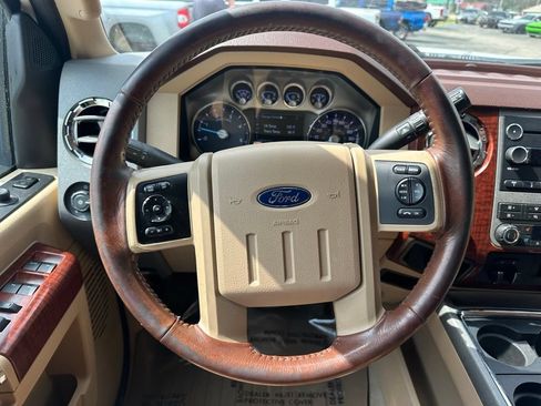 Used 2011 Ford F250 King Ranch w/ King Ranch w/Chrome Pkg AWD/4WD image 24