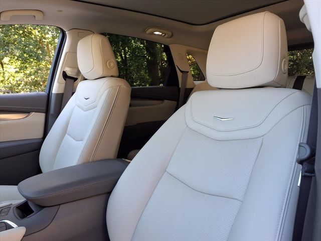 Certified 2025 Cadillac XT5 Premium Luxury FWD image 14