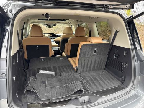 Certified 2025 INFINITI QX80 Sensory image 31