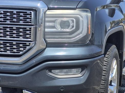 Used 2018 GMC Sierra 1500 Denali AWD/4WD image 5