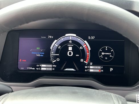 Used 2026 Toyota Tundra Limited AWD/4WD image 22