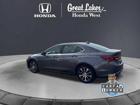 Used 2017 Acura TLX FWD image 10