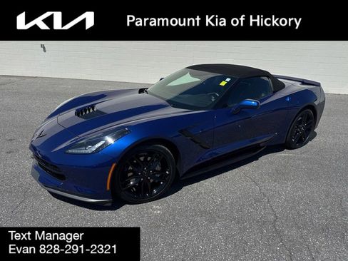 Used 2019 Chevrolet Corvette Stingray Convertible w/ Carbon Flash Badge Package RWD image 1