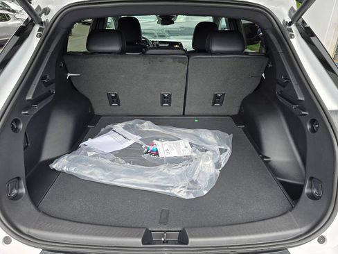 New 2026 Chevrolet Equinox EV LT AWD/4WD image 13