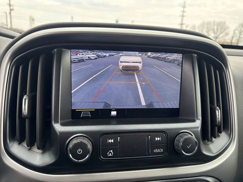 Used 2022 Chevrolet Colorado ZR2 w/ ZR2 Dusk Special Edition image 17