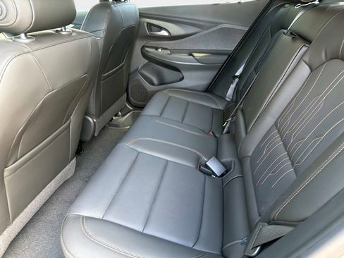 Certified 2025 Buick Envista Avenir image 11