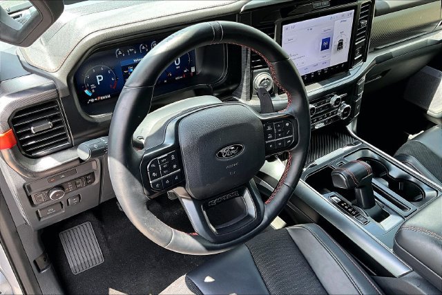 Used 2025 Ford F150 Raptor AWD/4WD image 12