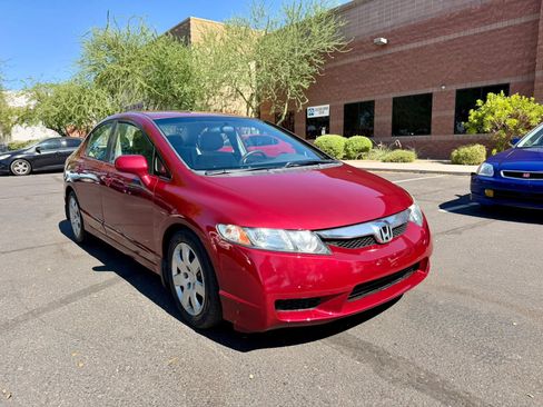 Used 2010 Honda Civic LX image 3