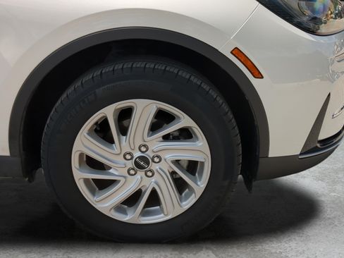 Used 2023 Lincoln Corsair FWD image 27