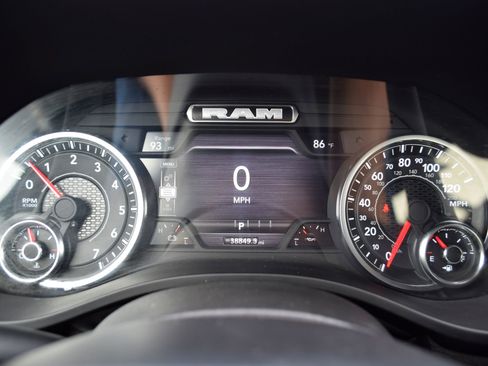 Used 2025 RAM 1500 Big Horn image 12