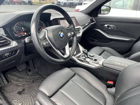 Used 2019 BMW 330i Sedan w/ Convenience Package RWD image 17
