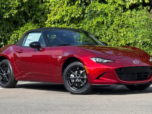 New 2026 MAZDA MX-5 Miata Sport RWD image 7