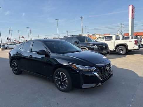 Used 2025 Nissan Sentra SV w/ All-Weather Package image 2