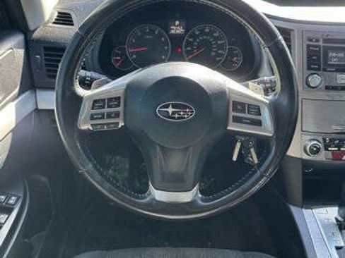 Used 2013 Subaru Outback 2.5i Premium w/ All-Weather Pkg image 14