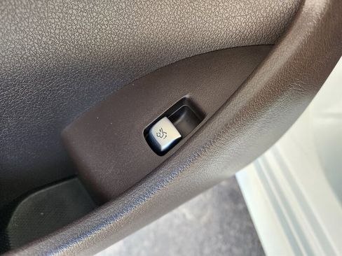 Used 2020 Mercedes-Benz E 450 4MATIC Cabriolet w/ AMG Line image 40