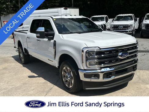 Used 2025 Ford F250 King Ranch w/ Chrome Package image 2