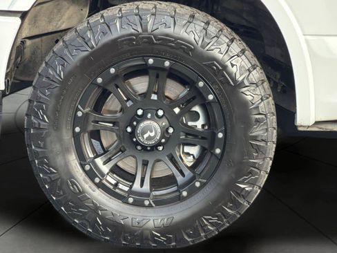 Used 2020 Ford F150 Lariat w/ Equipment Group 502A Luxury image 11