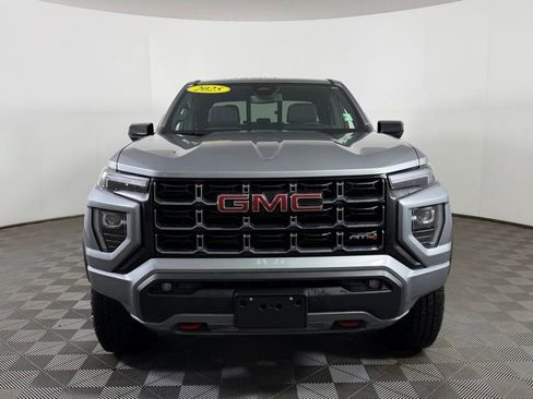 Used 2025 GMC Canyon AT4 AWD/4WD image 2