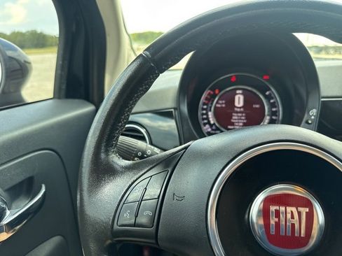 Used 2015 FIAT 500 Pop image 11