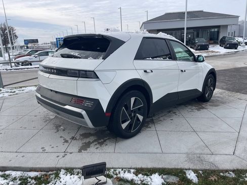New 2026 Hyundai Ioniq 5 SEL image 4