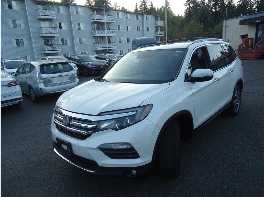 Used 2016 Honda Pilot Elite image 1