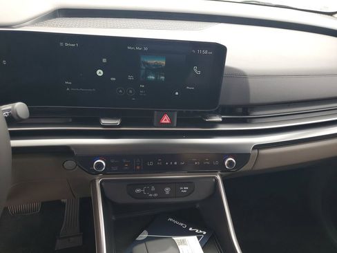 New 2026 Kia Carnival image 14