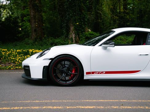 Used 2026 Porsche 911 GT3 RWD image 10
