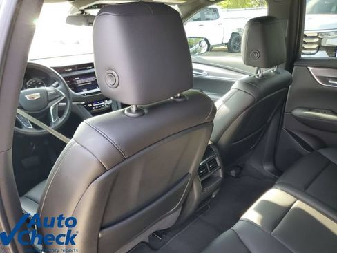 Certified 2023 Cadillac XT5 Luxury FWD image 13