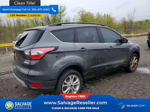 Used 2018 Ford Escape SE FWD image 4