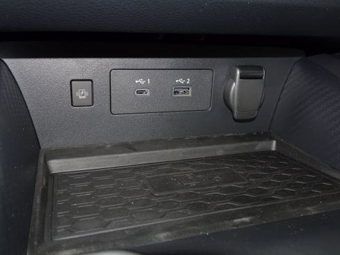 New 2025 Nissan Altima 2.5 SV w/ SV Special Edition Package image 32