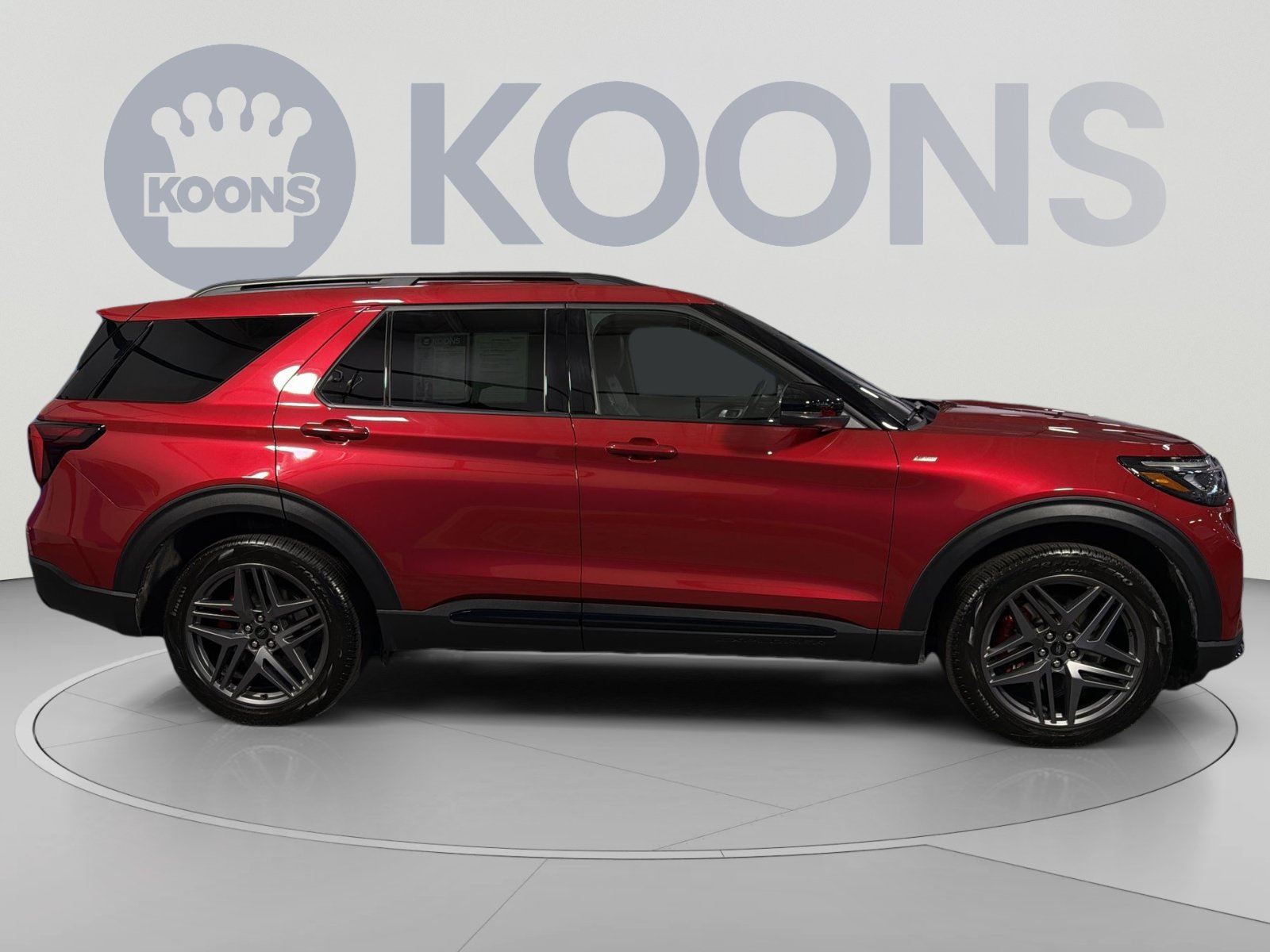 Used 2026 Ford Explorer ST-Line w/ ST-Line Street Pack AWD/4WD image 8
