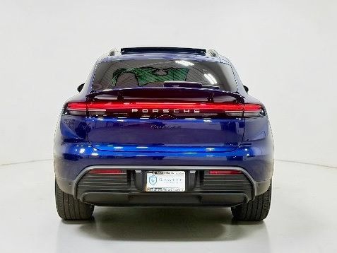 Used 2025 Porsche Macan 4S Electric w/ Premium Package AWD/4WD image 16
