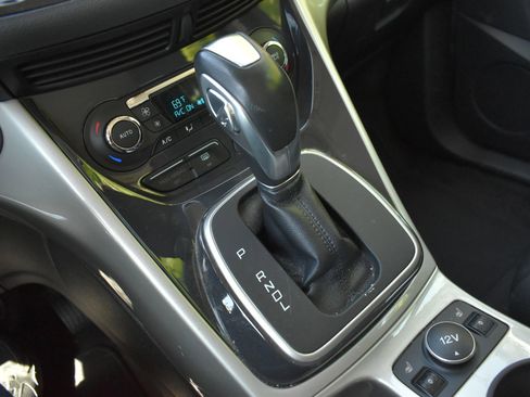Used 2013 Ford C-MAX SEL FWD image 27