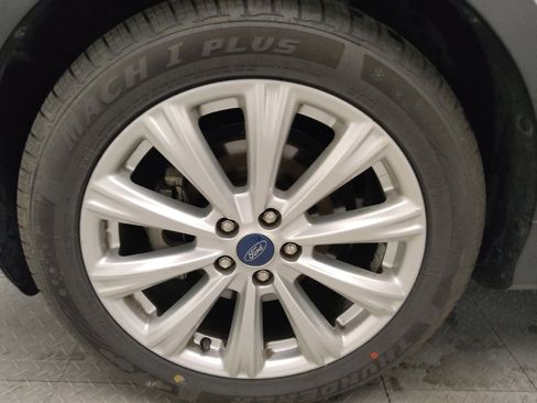 Used 2019 Ford Escape SEL FWD image 31