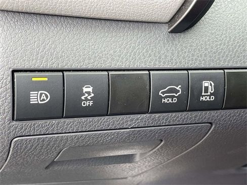 Used 2024 Toyota Camry LE image 30