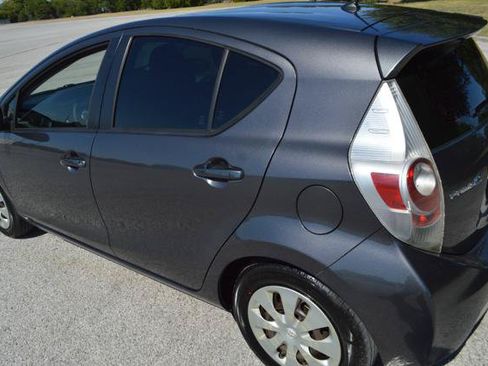 Used 2013 Toyota Prius C Two FWD image 5