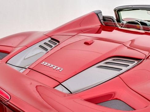 Certified 2022 Ferrari F8 Tributo image 28