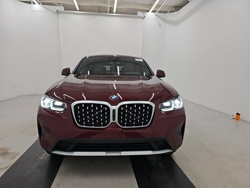 Used 2025 BMW X4 xDrive30i AWD/4WD image 2
