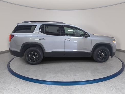 Used 2023 GMC Acadia AT4 w/ Technology Package AWD/4WD image 5