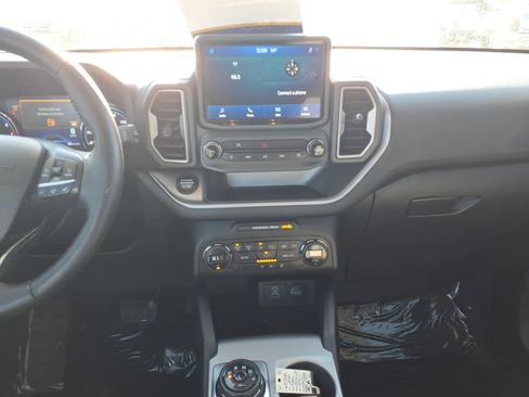 Certified 2021 Ford Bronco Sport Outer Banks w/ Outer Banks Package (96D) image 16