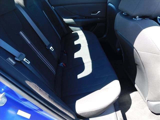Used 2024 Hyundai Elantra SEL FWD image 26