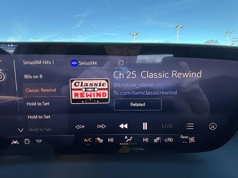 New 2025 Buick Enclave Sport Touring w/ Power Package image 18