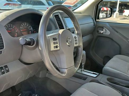 Used 2019 Nissan Frontier SV w/ Value Truck Package AWD/4WD image 16