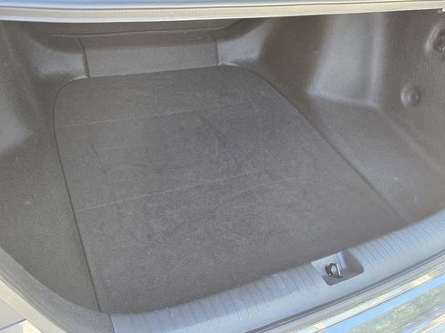 Certified 2025 Honda Accord LX image 12
