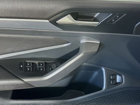 Used 2023 Volkswagen Jetta SE w/ Panoramic Sunroof Package FWD image 15