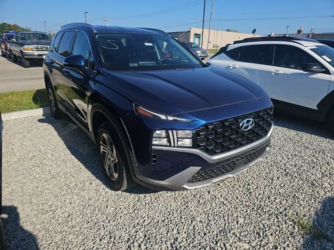 Used 2023 Hyundai Santa Fe SEL w/ Cargo Package AWD/4WD image 4