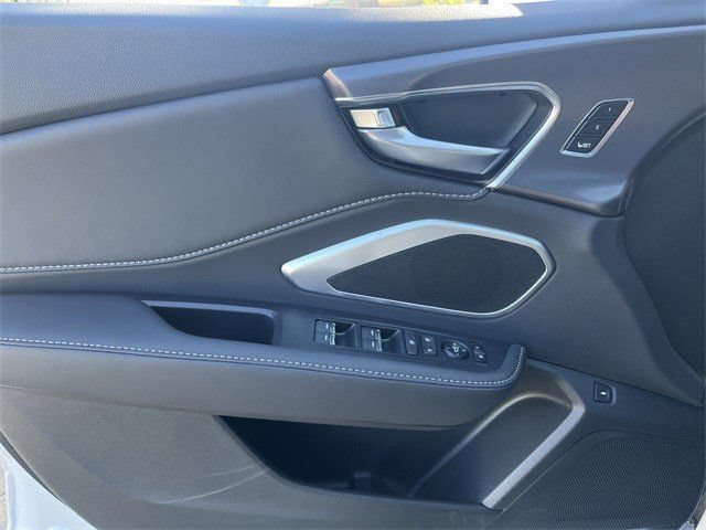 Used 2026 Acura RDX SH-AWD image 26