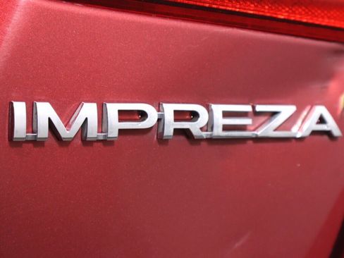 Used 2022 Subaru Impreza 2.0i Premium AWD/4WD image 34