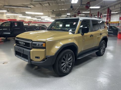 Certified 2025 Toyota Land Cruiser w/ Premium Package image 5